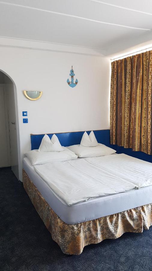 Hotel Amigo Zamárdi Eksteriør bilde